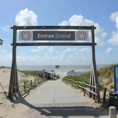 Aan Het Strand 아파트 *